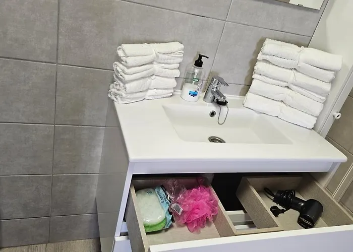 Callao Sun & Pool Apartment *